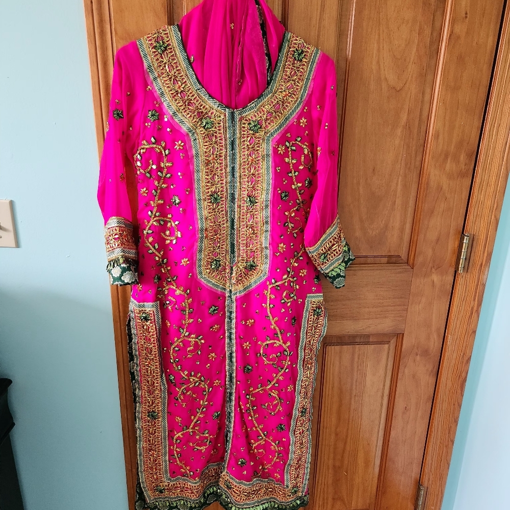 Kanari suit